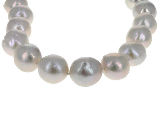 Baroque Pearl Necklace
