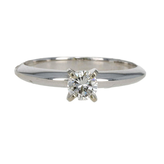 Round Cut Solitaire Engagement Ring