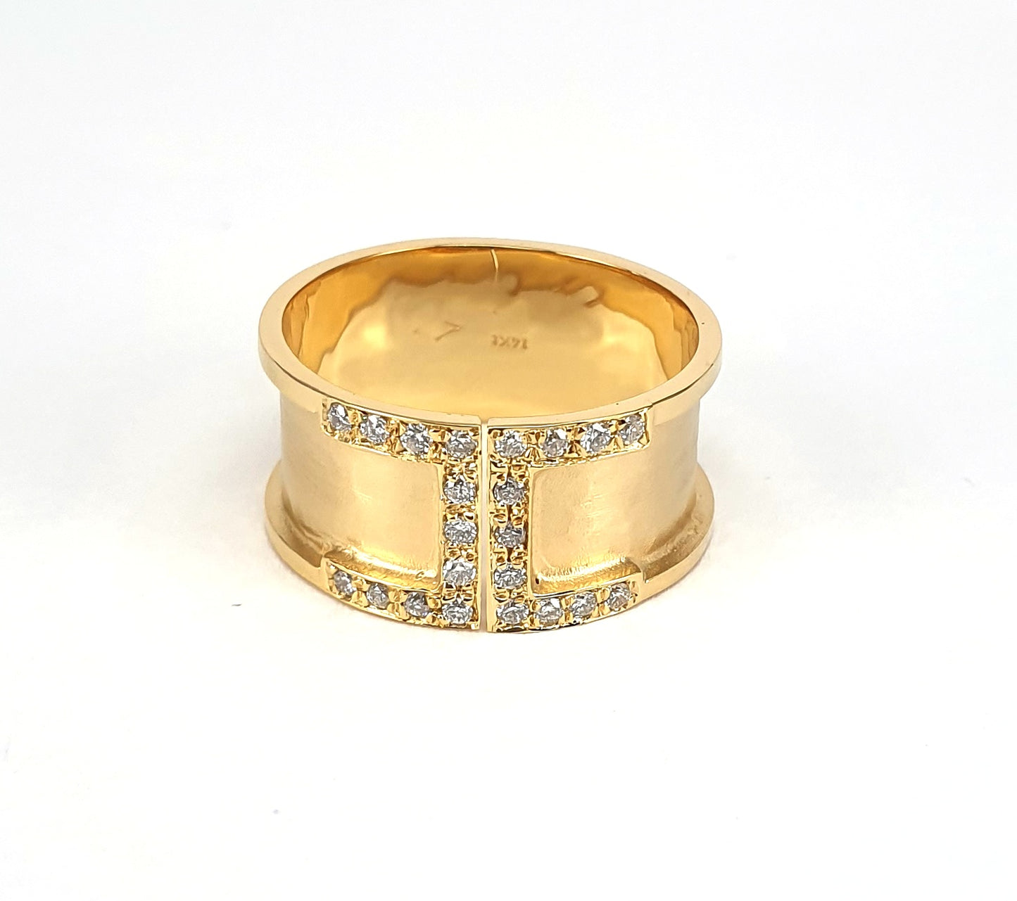 Power Gold Diamond Ring