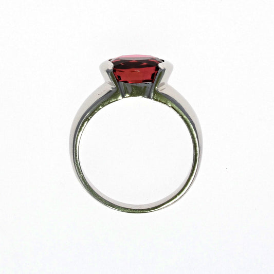 Oval Pink Tourmaline Ring